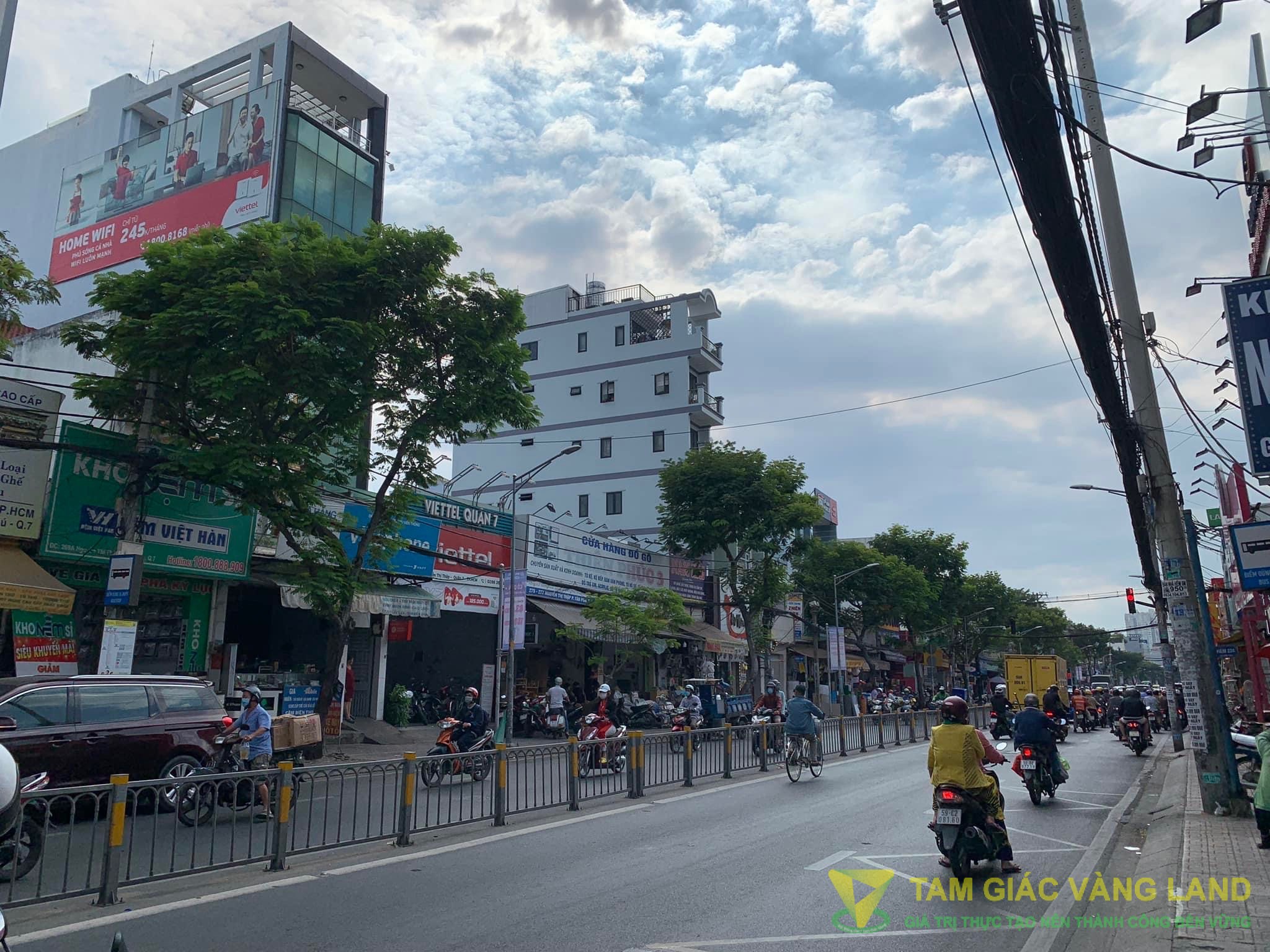 Cho thuê nhà mặt tiền đường Nguyễn Thị Thập, Phường Bình Thuận, Quận 7, DT 5x27m, 1 trệt 1 gác, Giá 70 triệu/tháng